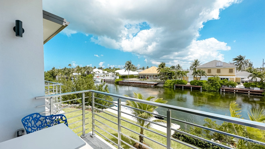 The Lagoons 2 Bed Waterfront Townhouse