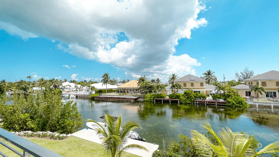 The Lagoons 2 Bed Waterfront Townhouse