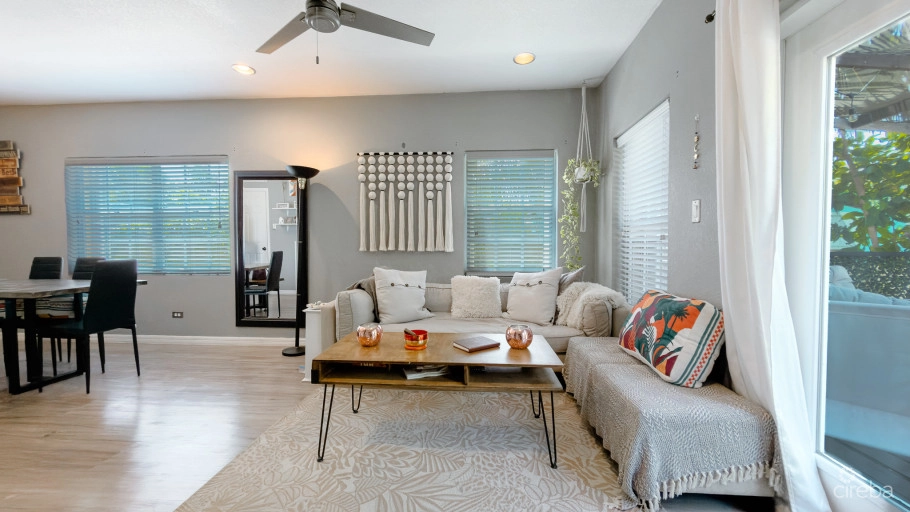 Golden Springs 2 Bed End Townhome