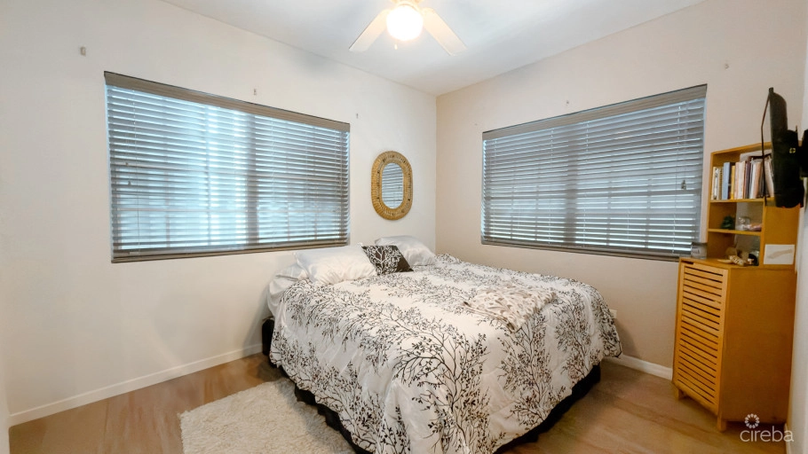 Golden Springs 2 Bed End Townhome