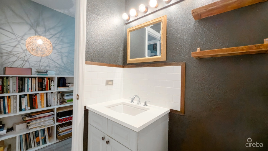 Golden Springs 2 Bed End Townhome