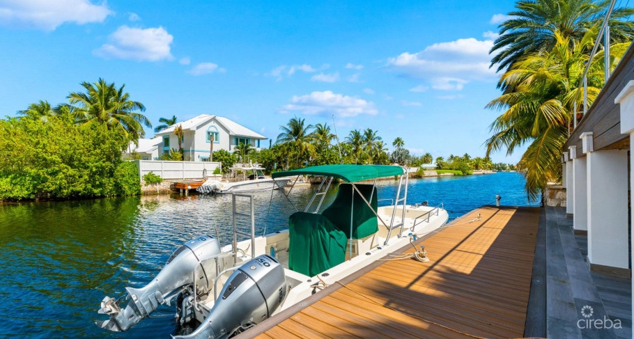 Diamond Point | Patrick's Island - Exceptional Peninsula Estate With Easy 2 Bed Expansion