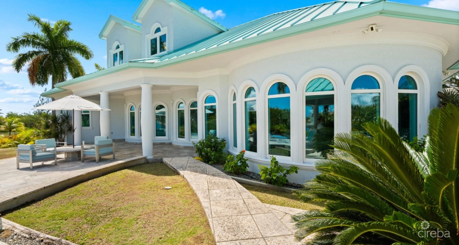 Diamond Point | Patrick's Island - Exceptional Peninsula Estate With Easy 2 Bed Expansion