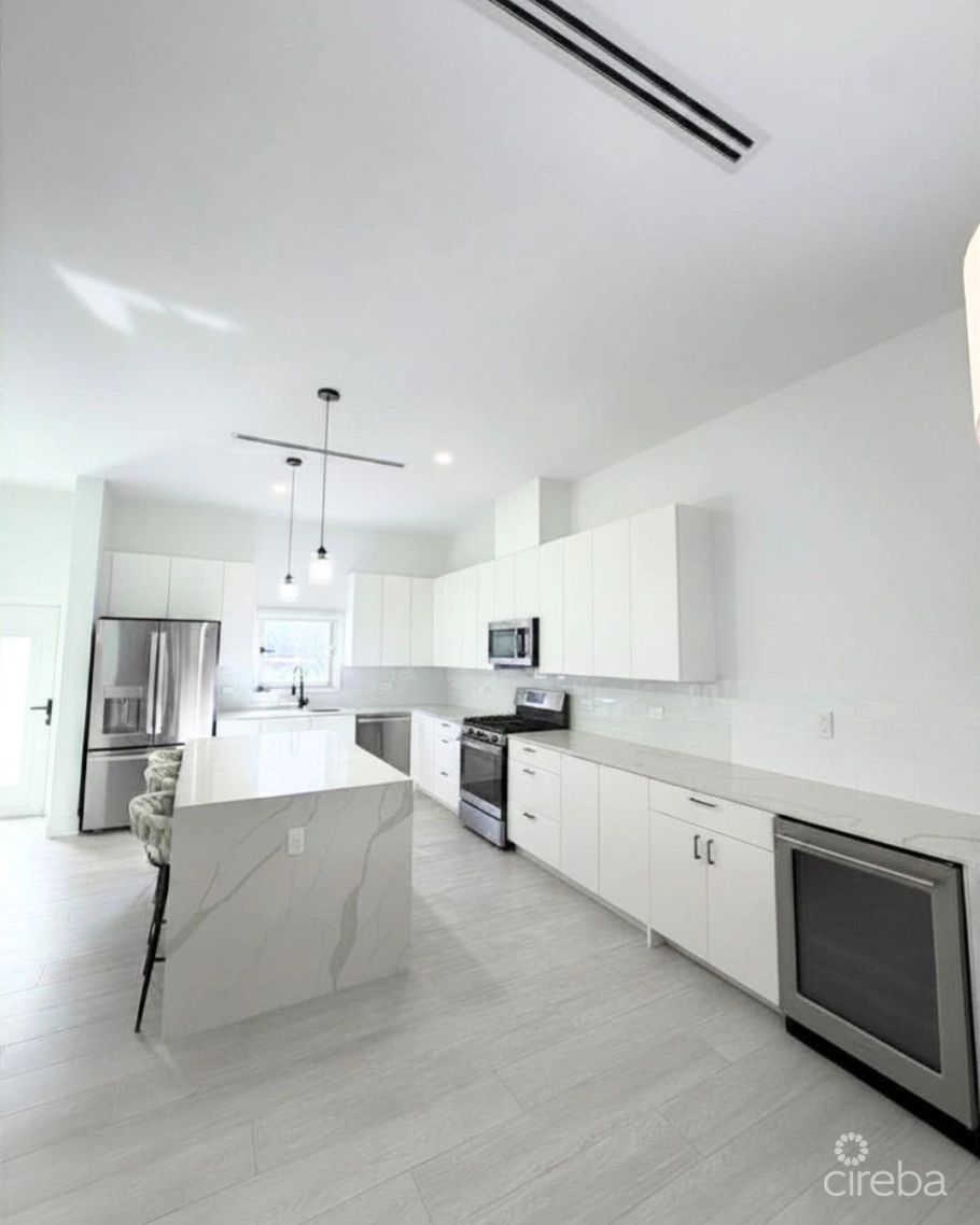 The Meadows At Batabano - Upgraded 3 Bed With Roof Terrace Townhome