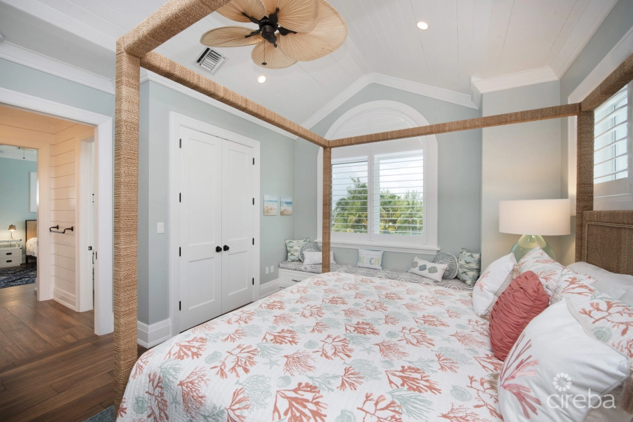 Kai-yak Cove, Cayman Kai Villa
