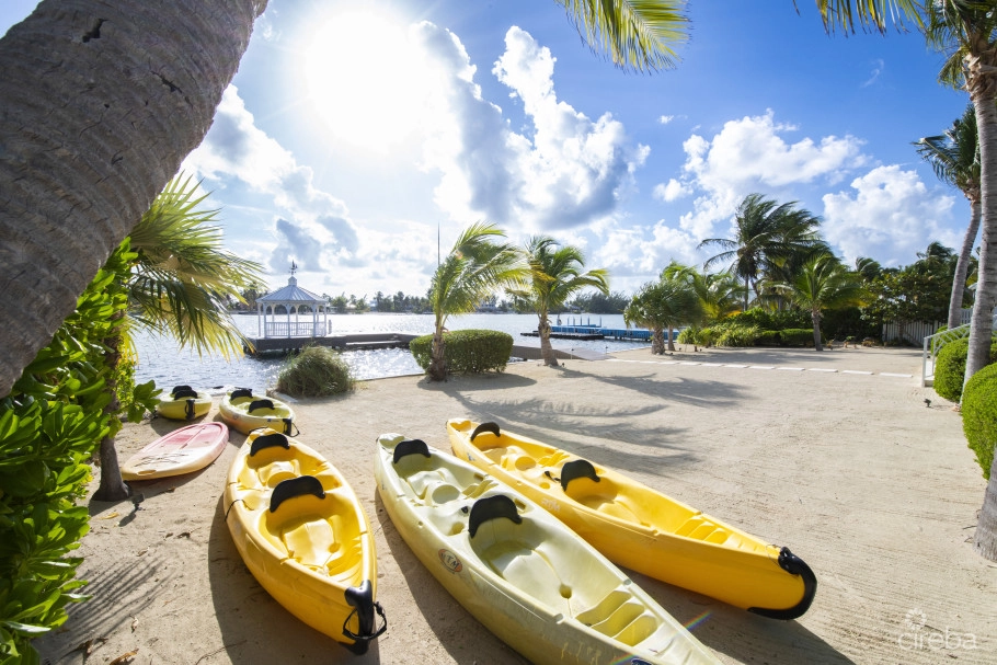 Kai-yak Cove, Cayman Kai Villa