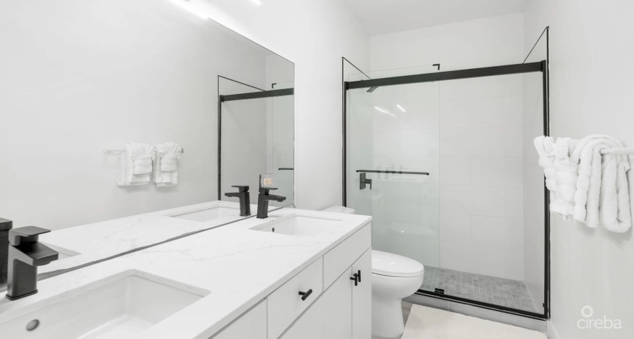 Twinflower Apartment #4