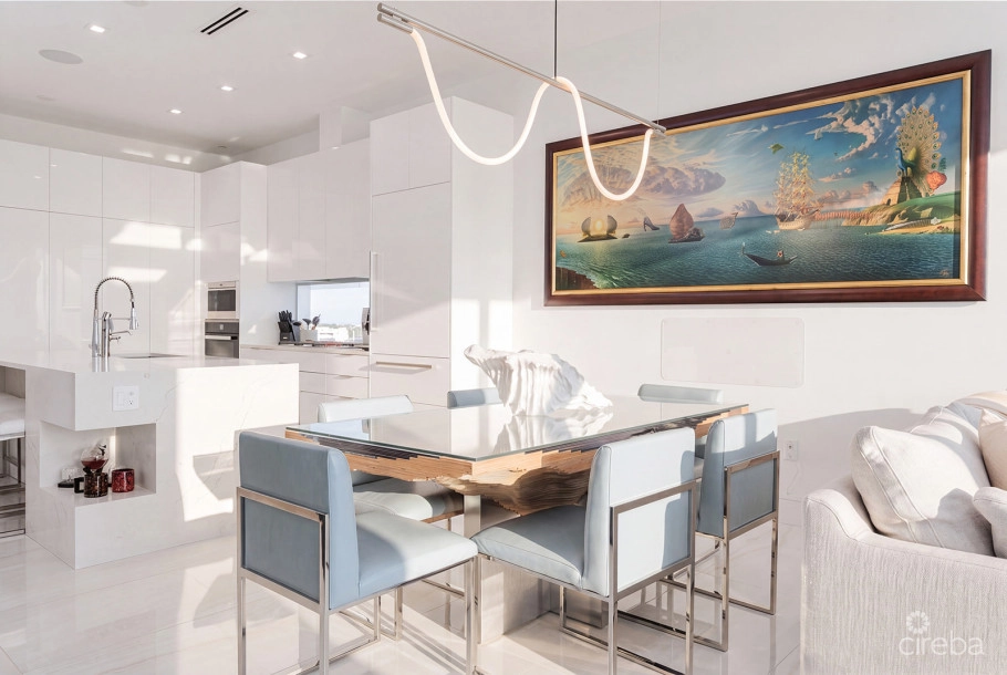 Three-level Oceanfront Fin Penthouse  #30 Plus 2 Garages