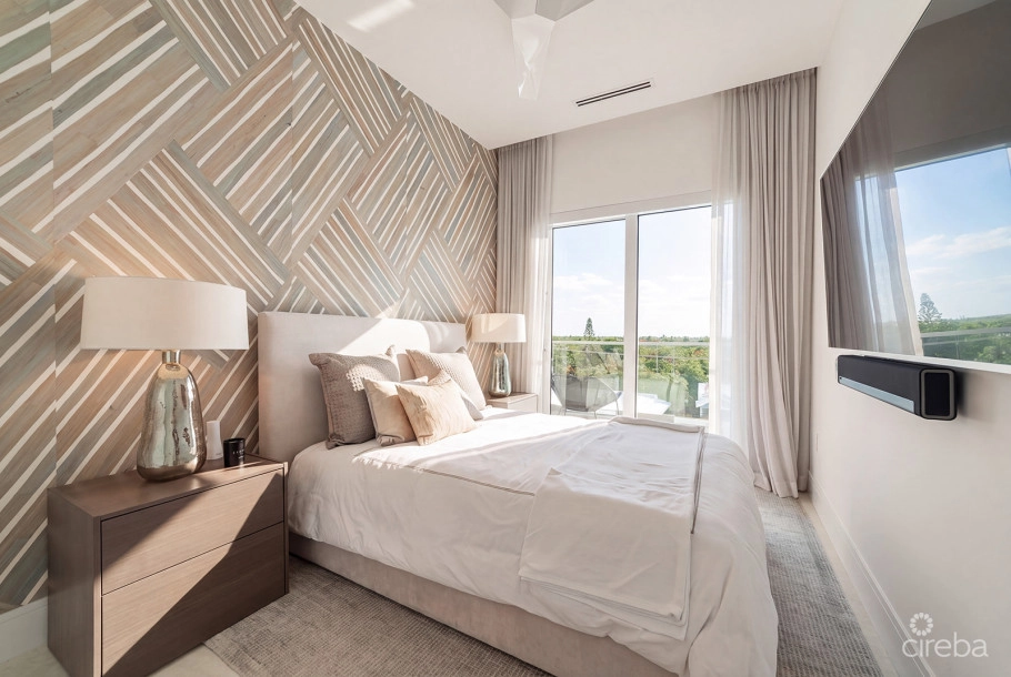 Three-level Oceanfront Fin Penthouse  #30 Plus 2 Garages