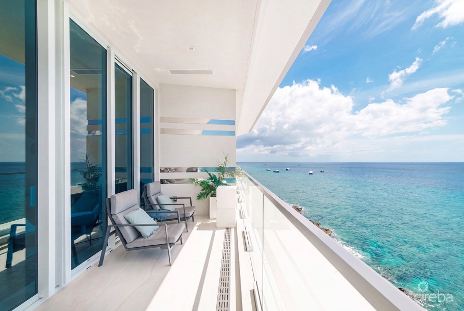 Three-level Oceanfront Fin Penthouse  #30 Plus 2 Garages