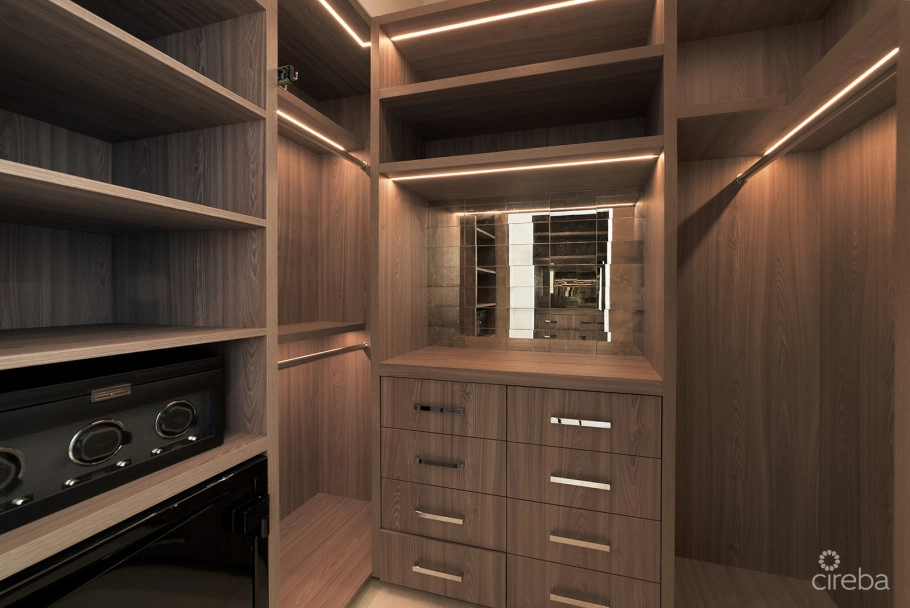 Three-level Oceanfront Fin Penthouse  #30 Plus 2 Garages