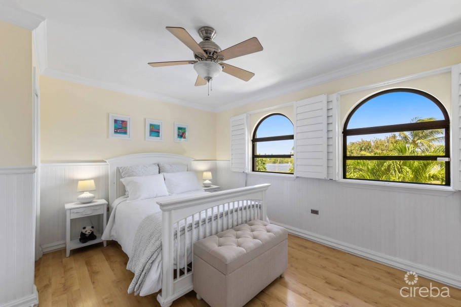 Lime Tree Bay Unique 4 Bed, 3.5 Bath With Water Views