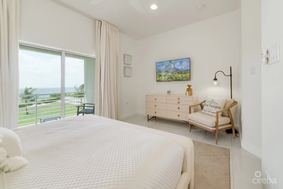 Snug Harbour Villas #2 - Oceanfront Townhome