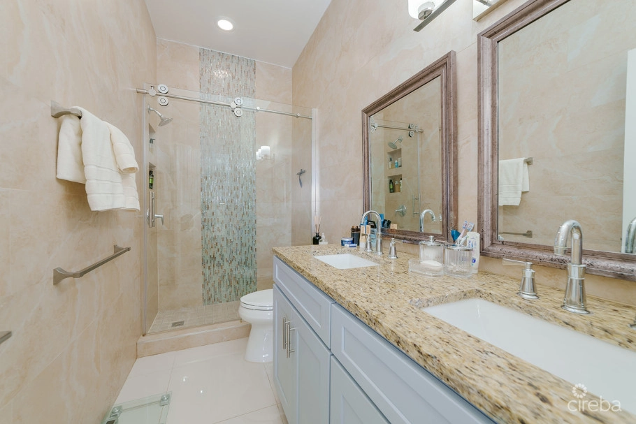Snug Harbour Villas #2 - Oceanfront Townhome