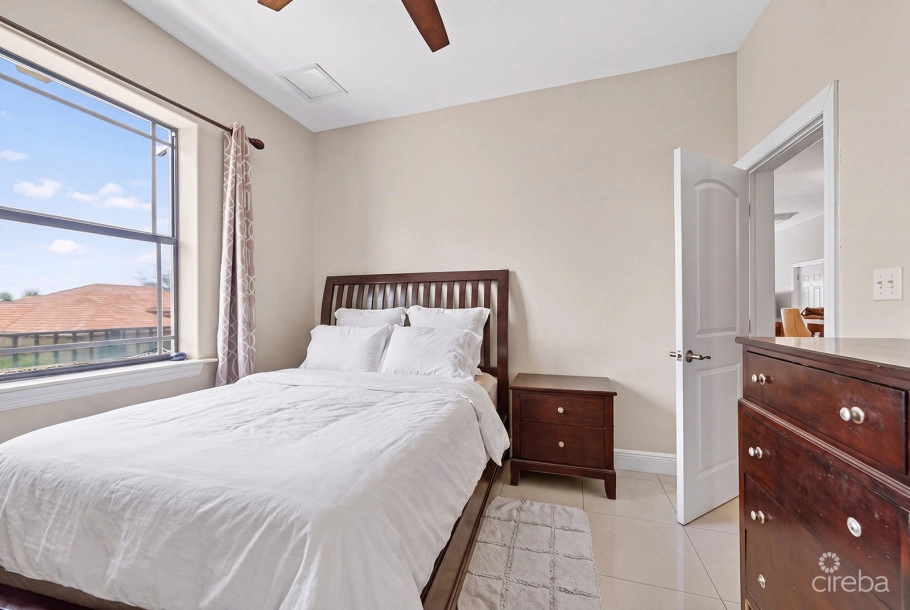 Lantern Point 3 Bedroom Condo W/ocean View Rooftop Terrace