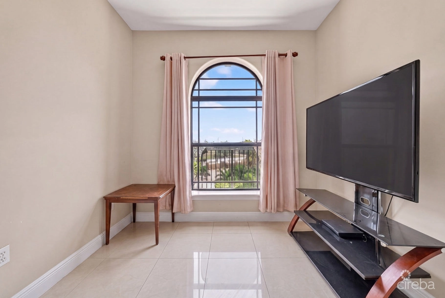 Lantern Point 3 Bedroom Condo W/ocean View Rooftop Terrace