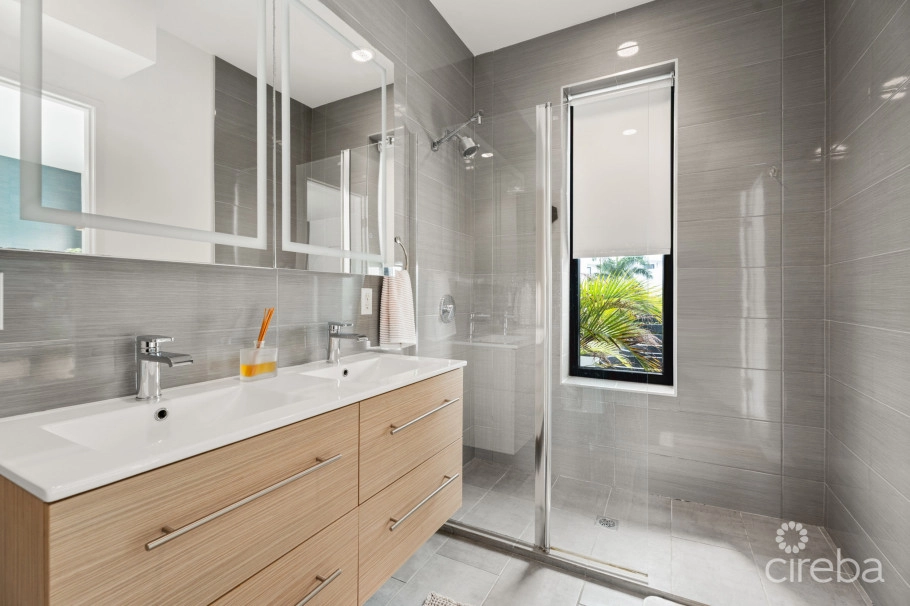 Vela 32, South Sound Townhome