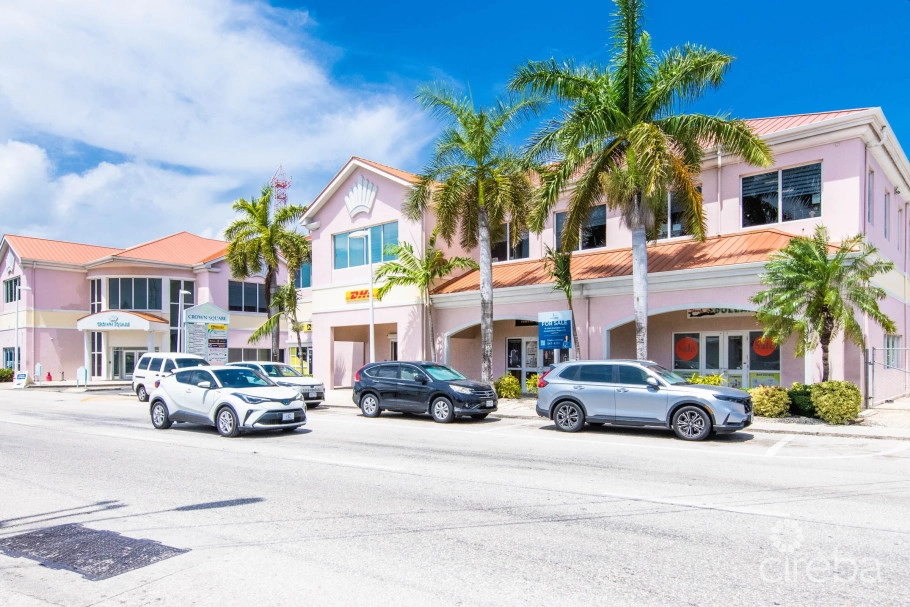 Crown Square | 16 Unit Commercial Investment Opportunity