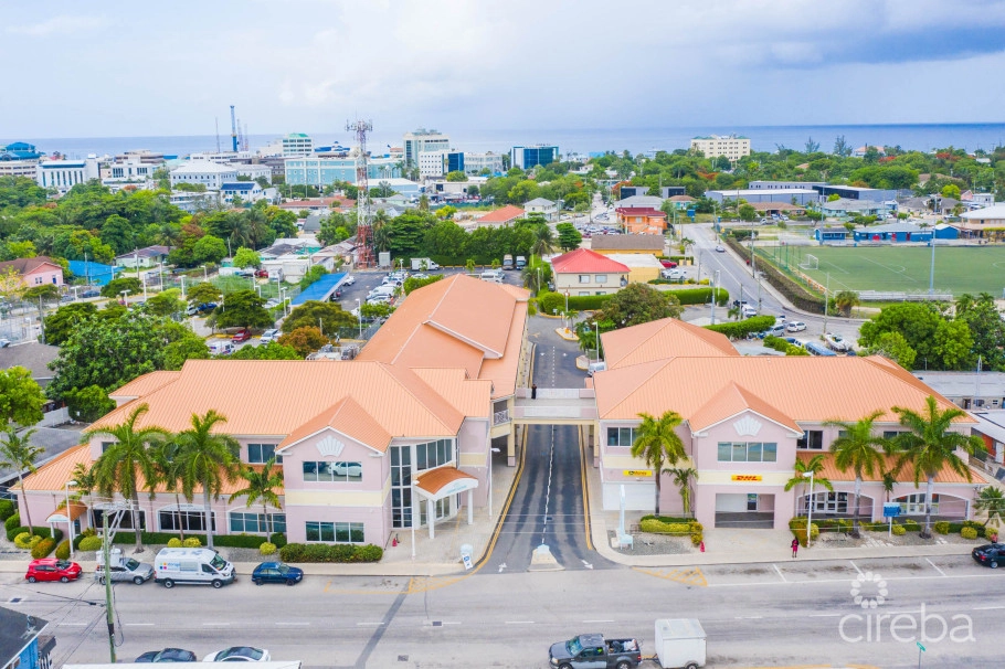 Crown Square | 16 Unit Commercial Investment Opportunity