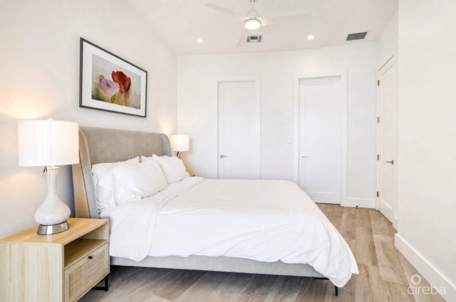 Aura #305 Oceanfront