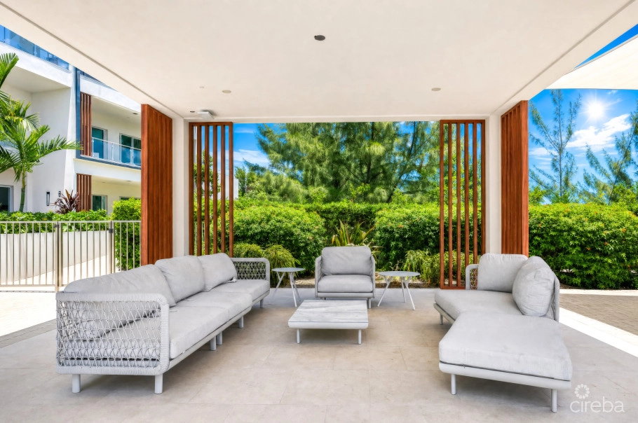 Aura #305 Oceanfront
