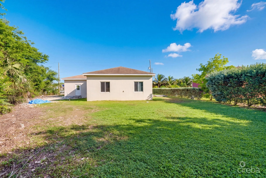Colby Drive Single Family Home With Studio