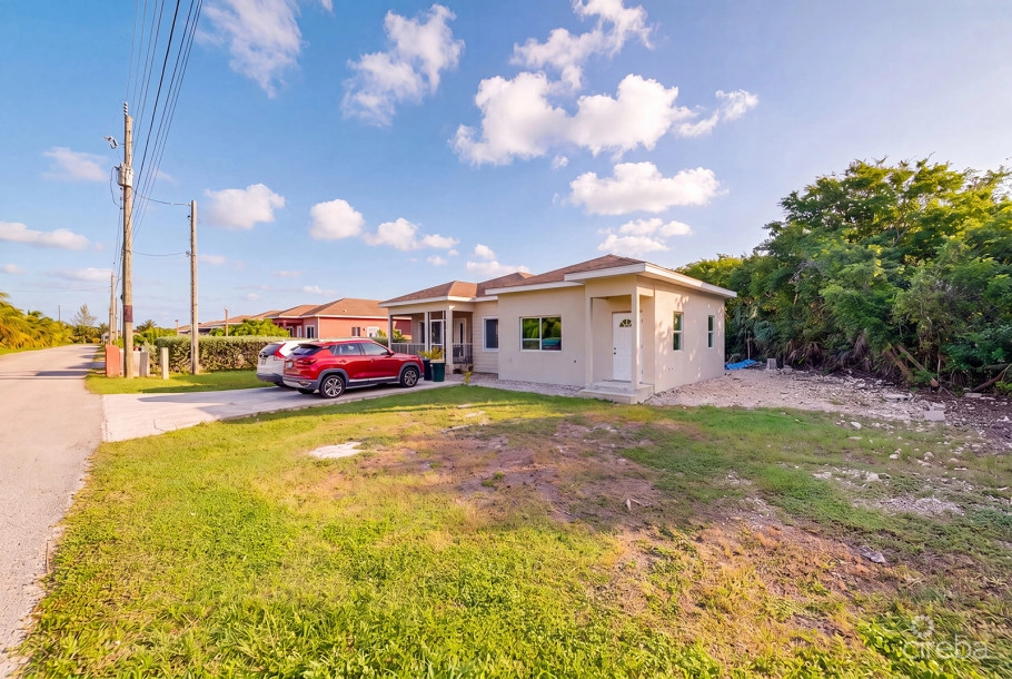 Colby Drive Single Family Home With Studio