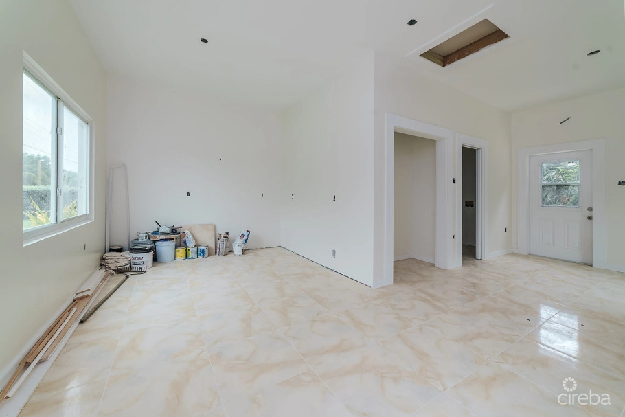 Colby Drive Single Family Home With Studio