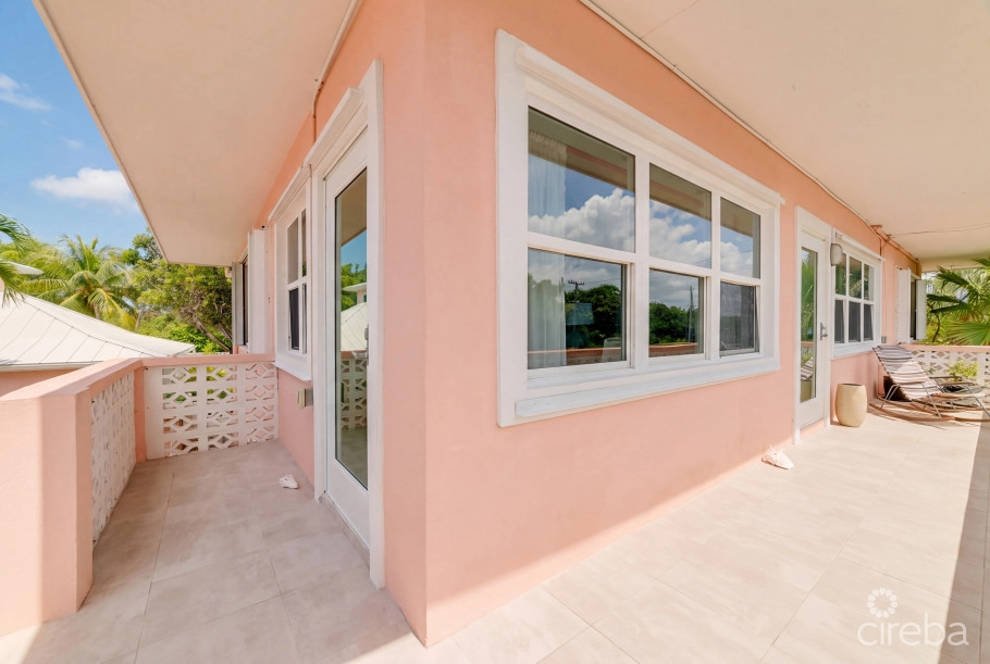 Winterhaven Beachfront 3 Bed