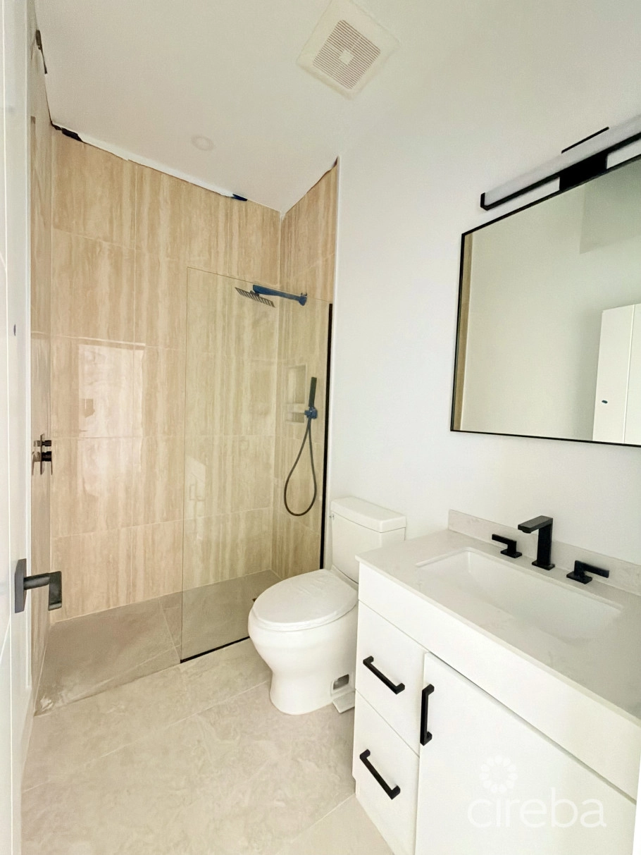 Large One Bedroom Townhome - The Meadows At Batabano