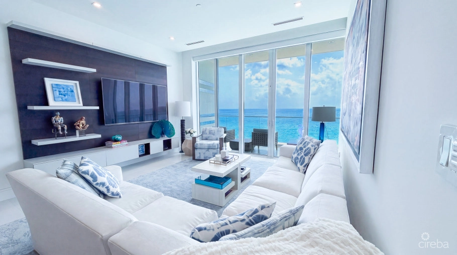 Fin 11 - Oceanfront Condo