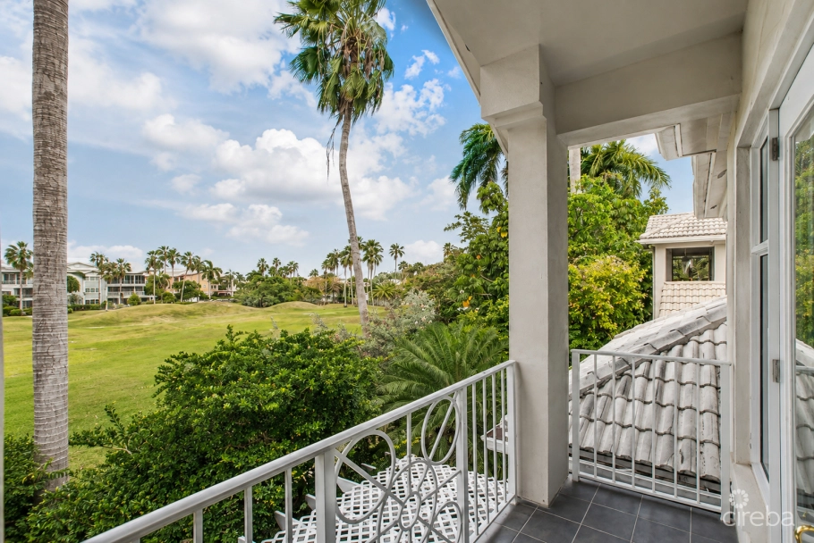 Rare King's Court Villa In Britannia | Seven Mile Beach Corridor