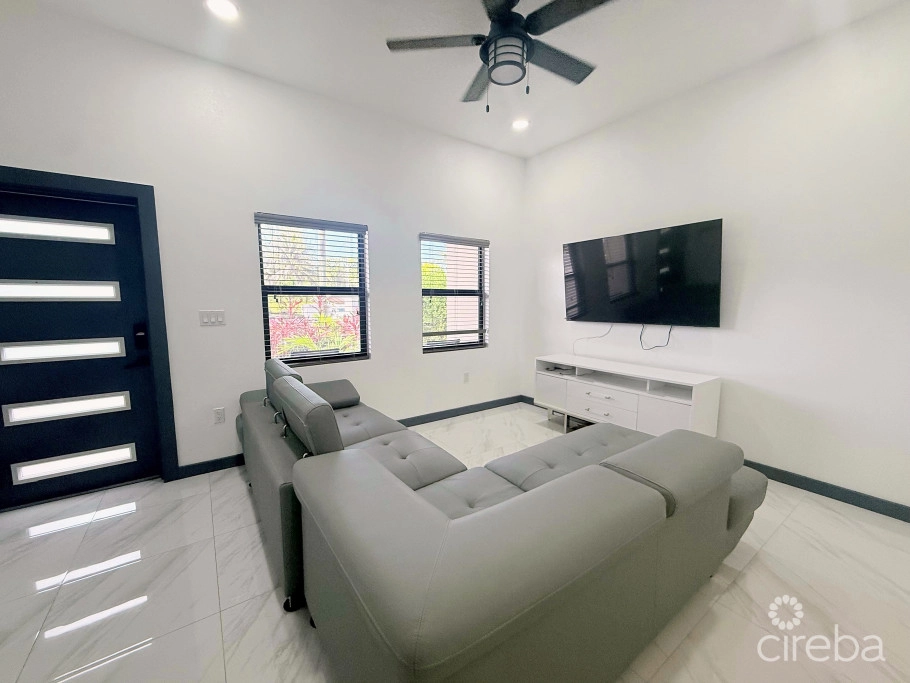 Trophy Crescent 5-unit Development
