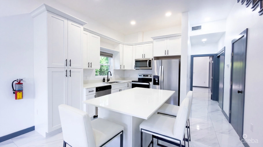 Trophy Crescent 5-unit Development