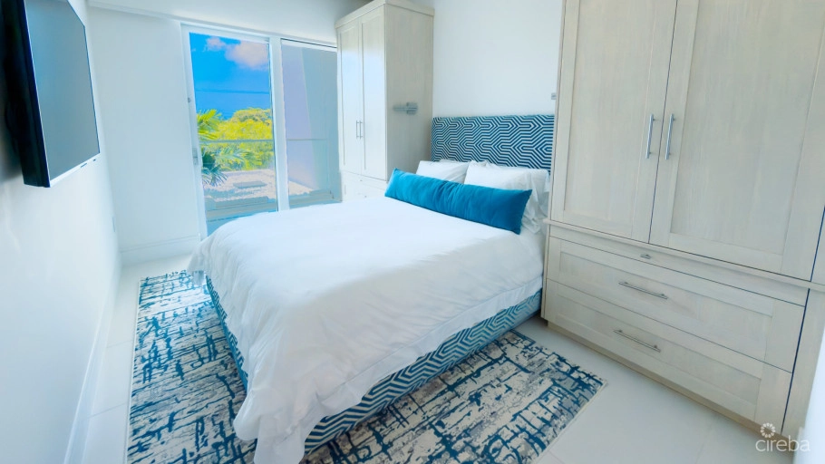Fin 11 - Oceanfront Condo
