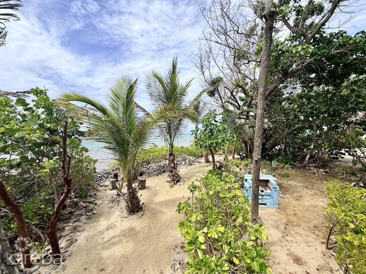 Large Beachfront Lot - Rum Point Drive - Perfect Estate Parcel