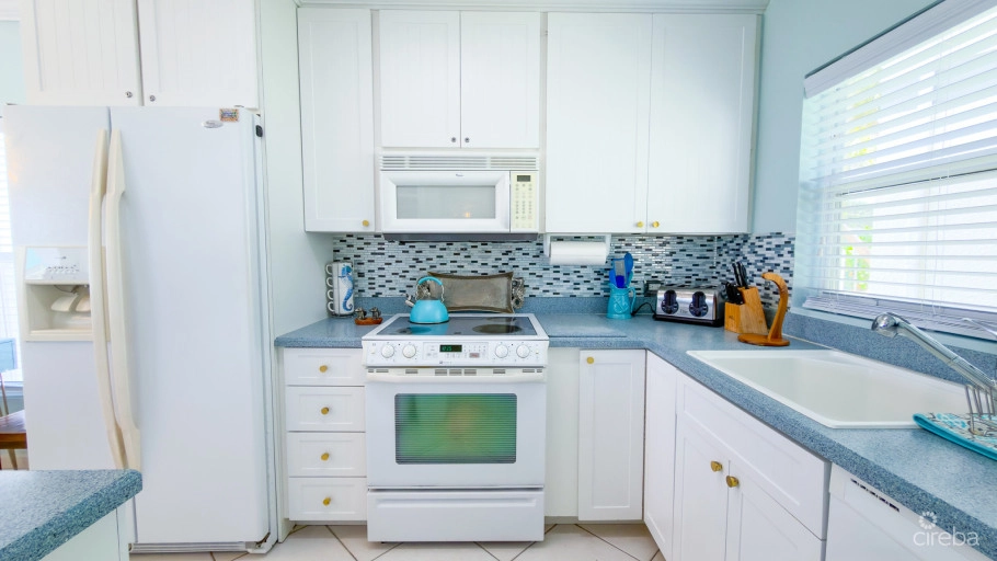3 Bed Seven Mile Beachfront Condo Tamarind Bay