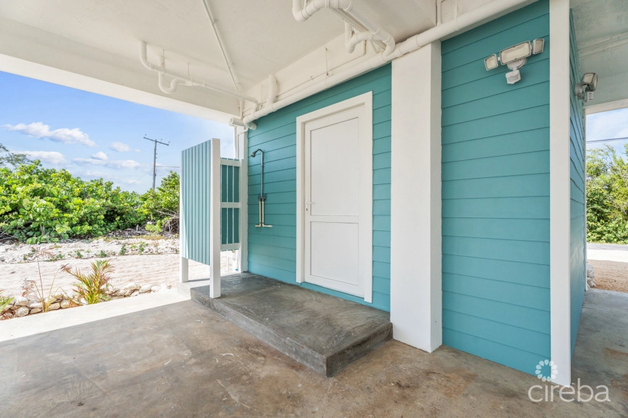 The Palms, Little Cayman | Beachfront Cottage 1