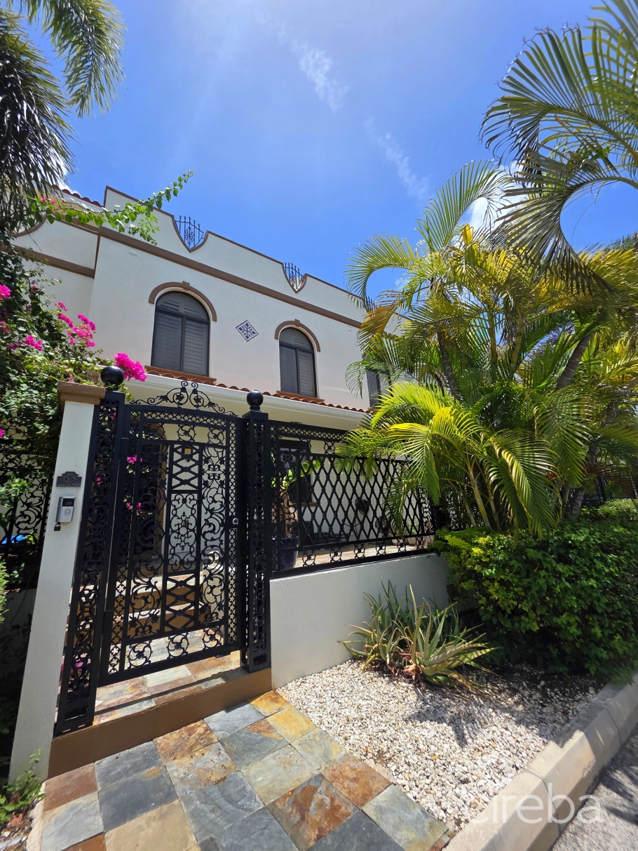San Sebastian Phase 2 | 4bed/3.5bath | Garden & Pool View