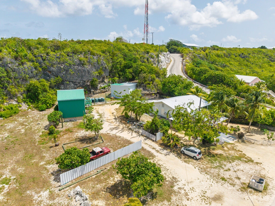 12% Roi - Income-producing Multi-unit Property | Fully Occupied - Cayman Brac