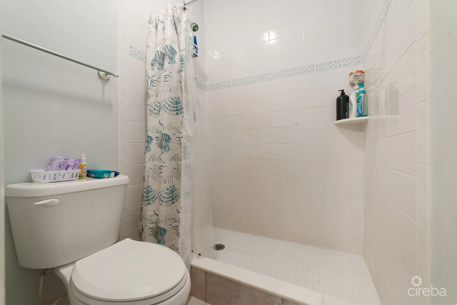 12% Roi - Income-producing Multi-unit Property | Fully Occupied - Cayman Brac