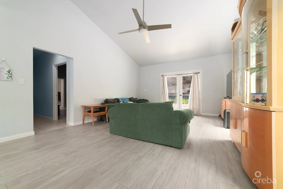 12% Roi - Income-producing Multi-unit Property | Fully Occupied - Cayman Brac