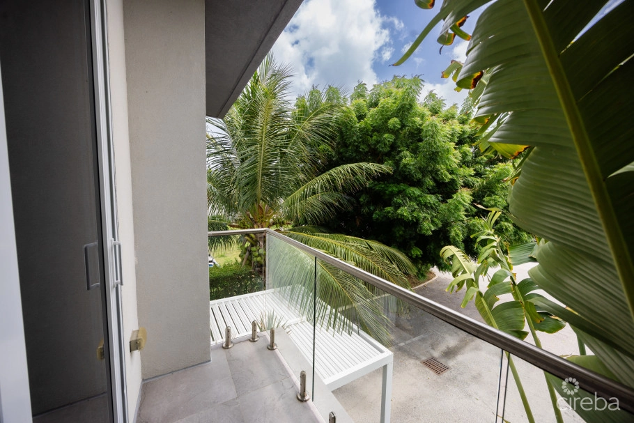 Twenty40 #16 Luxury Canalfront End Unit Townhome