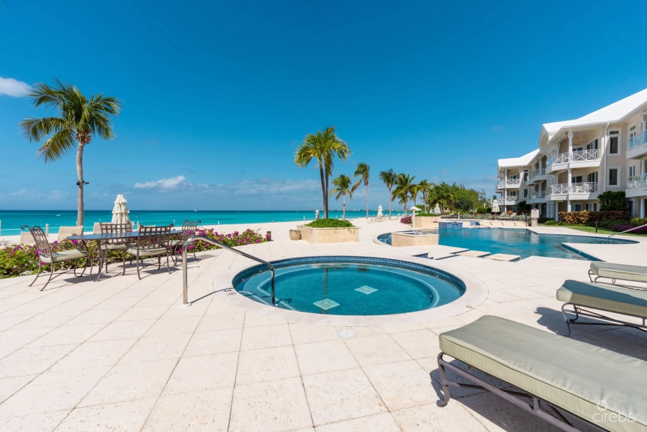 Pinnacle #34 Beachfront Penthouse With Garage