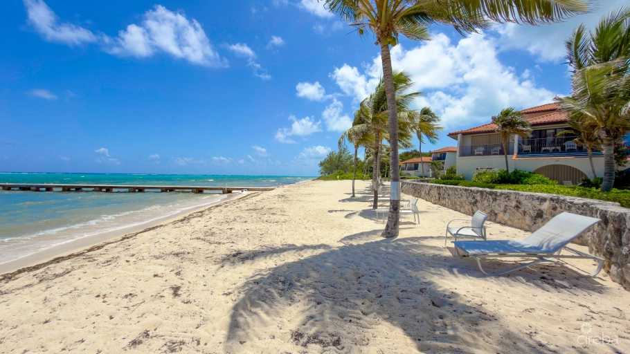 Villas Pappagallo 2 Bed Oceanfront