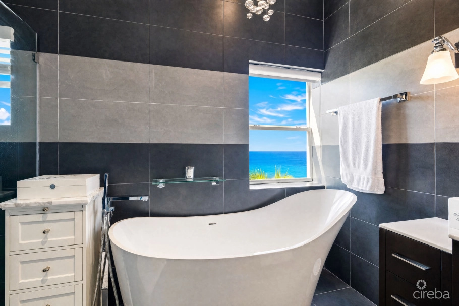 Coconut Bay 121 Ocean Front Residence