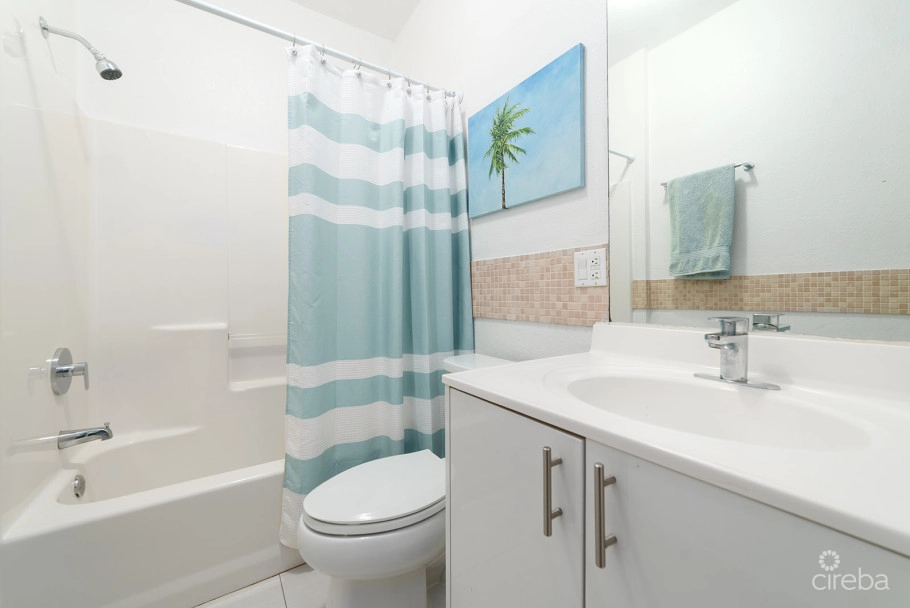 Grand Palms | Ground Floor 2-bed In South Sound