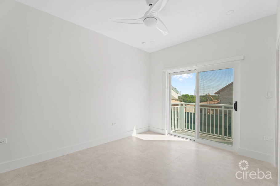 3 Bedrooms + Roof Terrace At The Meadows At Batabano - Residence 504