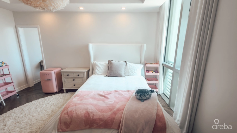 Seafire 3 Bedroom Luxury Residence On Seven Mile Beach