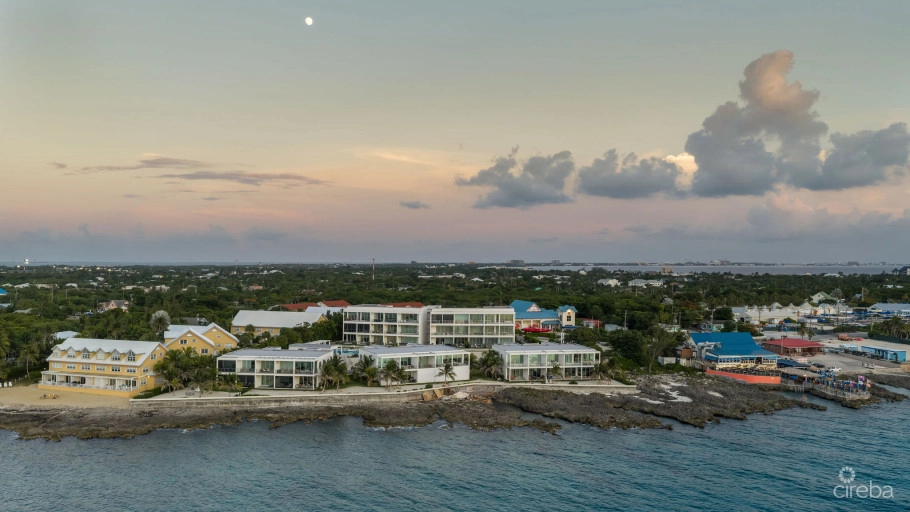 21 Sunset Point - Top Floor Unit - Amazing Views!!!